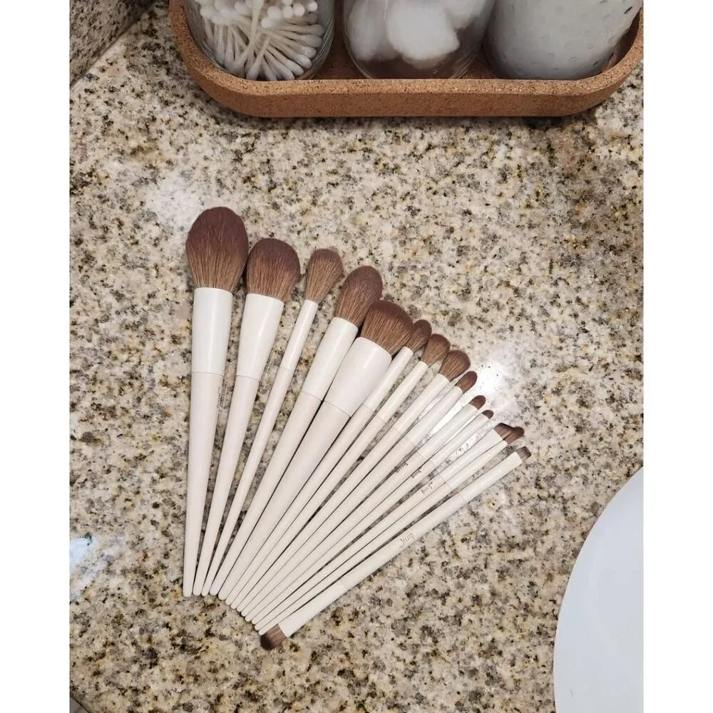 Jessup 14Pieces Light Grey T329 Premium Synthetic Makeup Brush Set